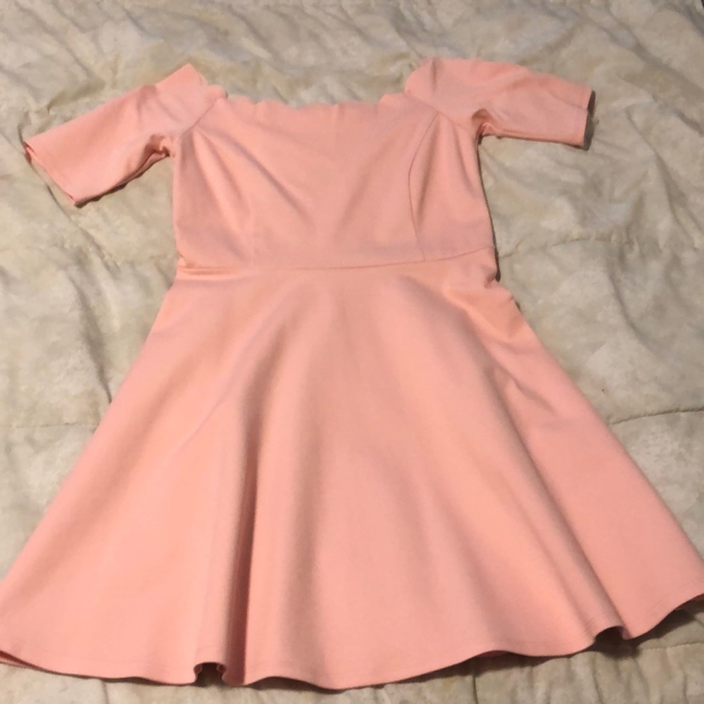 Off the shoulder mini dress - Picture 1 of 3